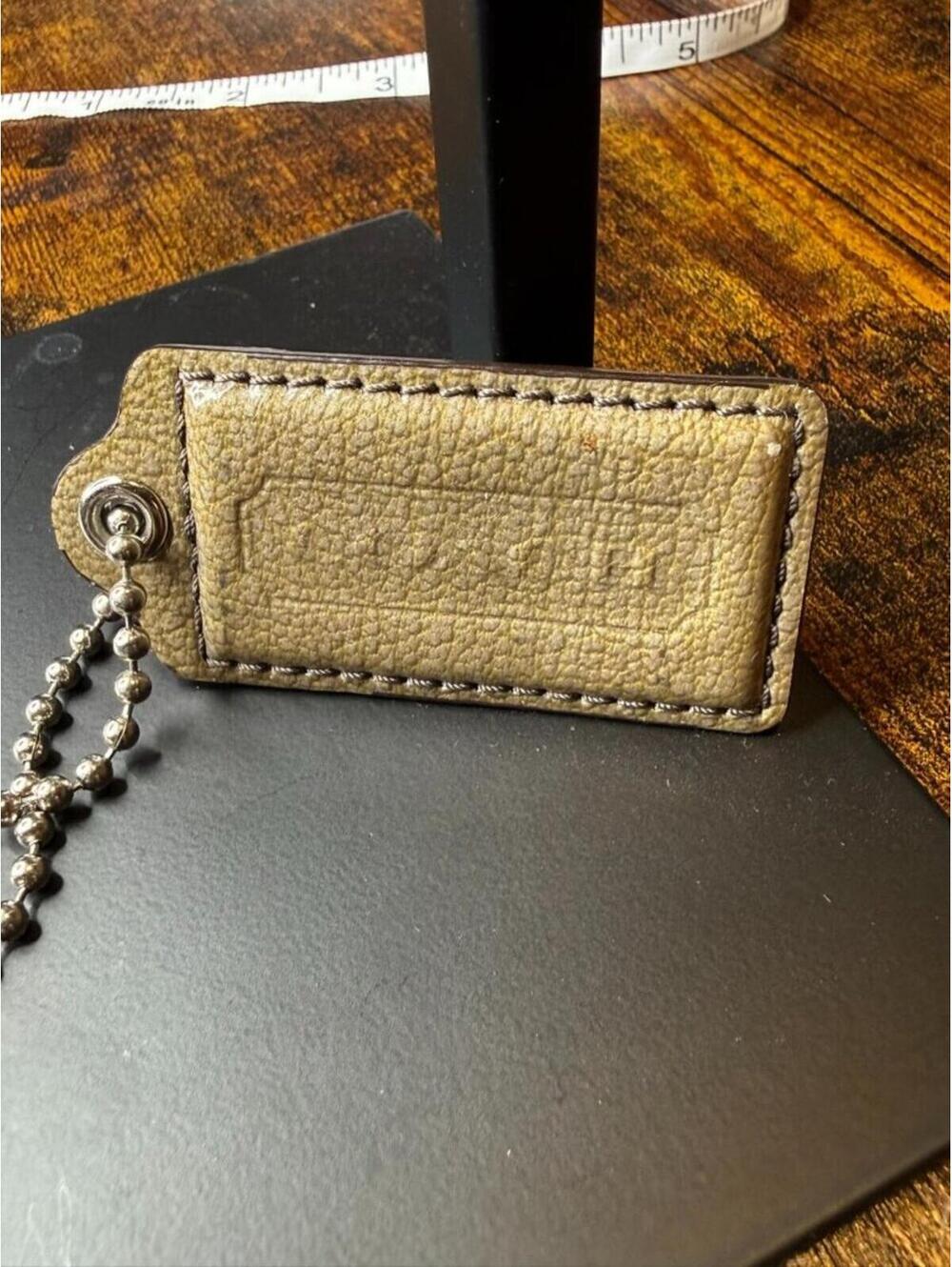 Coach Leather Hangtag Tan Patterned (2.5")